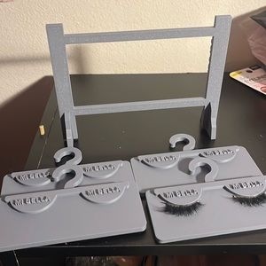 MiBella eyelash stand. Super cute for a vanity come with the 4 lash holders.